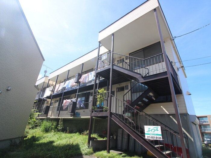 物件外観写真2　(外観写真)