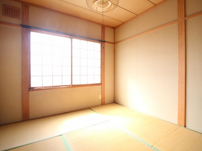 物件内観写真9　(居室)