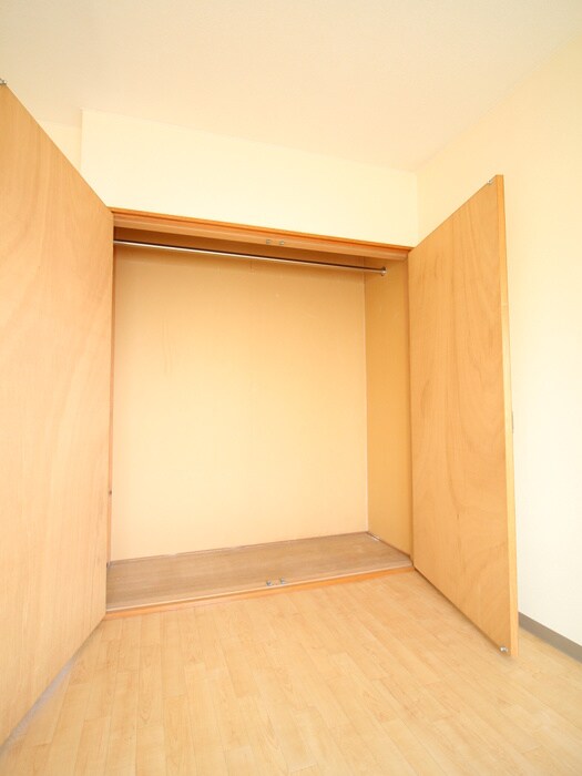 物件内観写真13　(収納)