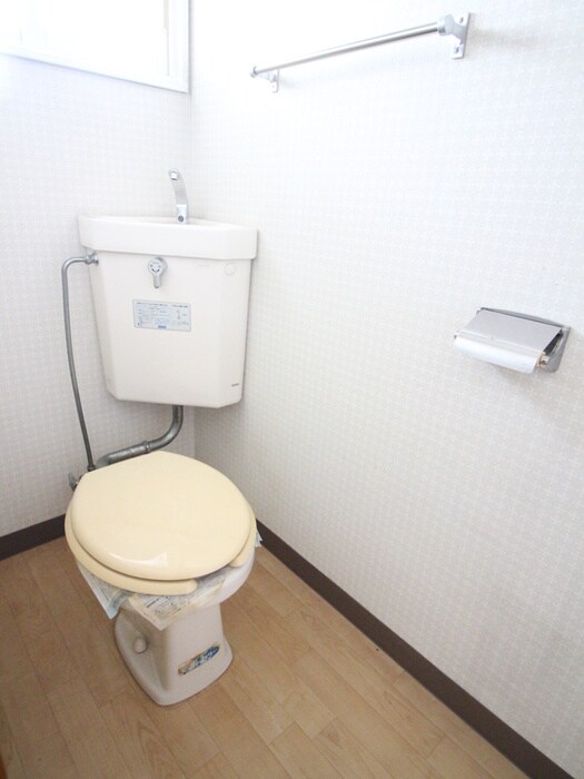 物件内観写真15　(トイレ)