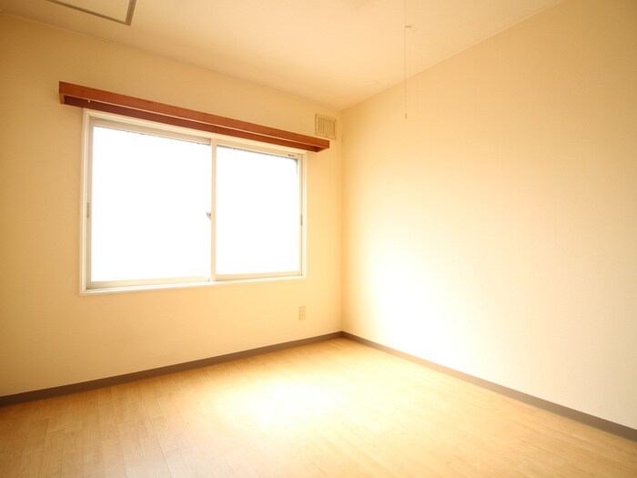 物件内観写真18　(居室)