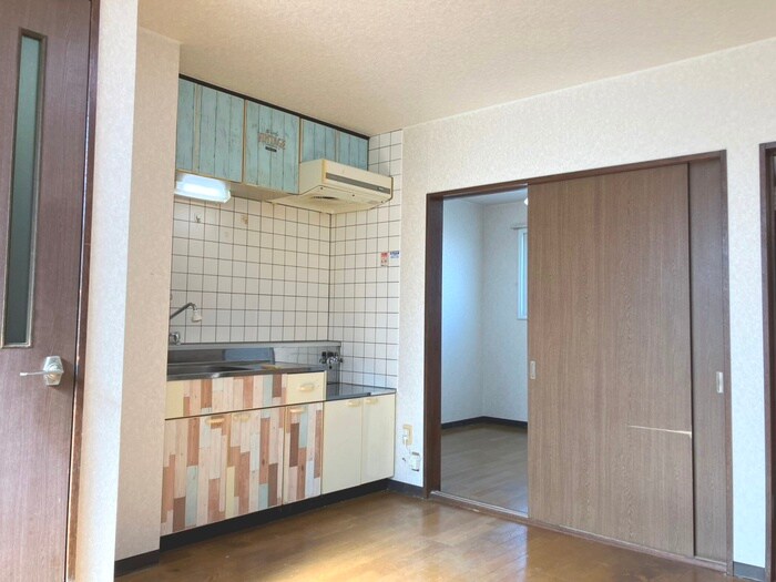 物件内観写真10　(居室)