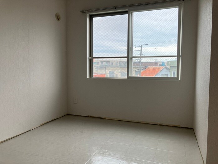 物件内観写真11　(居室)