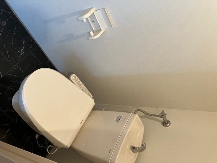 物件内観写真16　(トイレ)