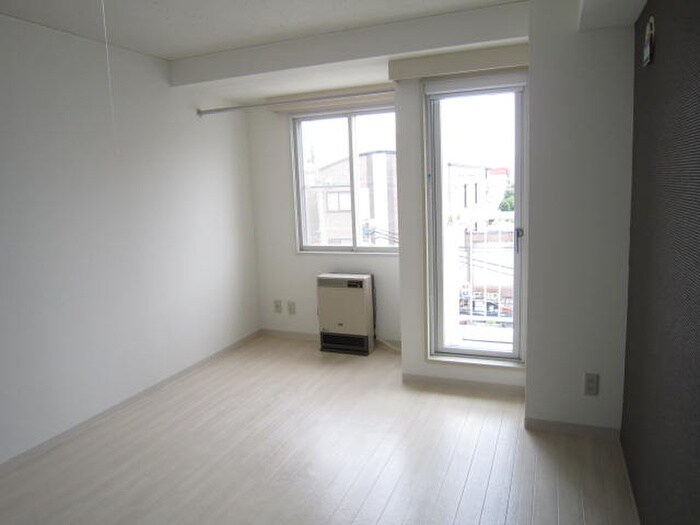 物件内観写真6　(居室)