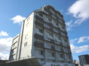 ＡＭＳ３５２ビル外観写真