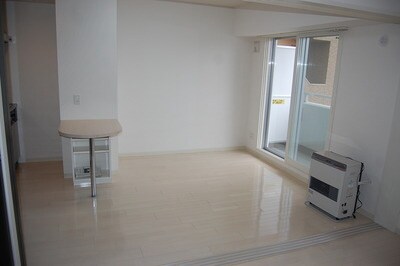 物件内観写真4　(居室)