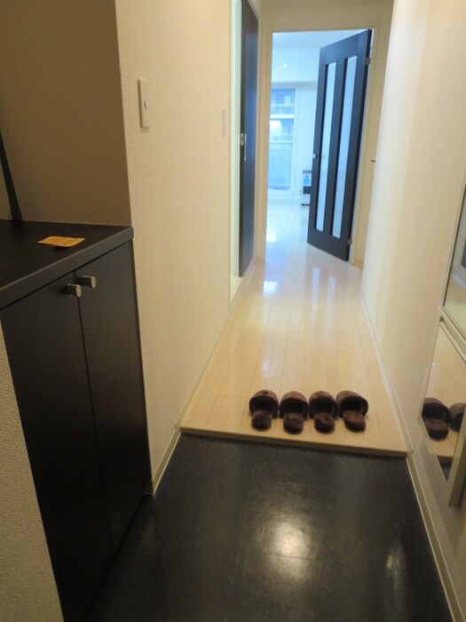 物件内観写真19　(玄関)