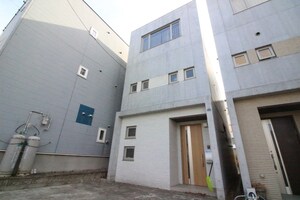 平和通12丁目　貸家外観写真