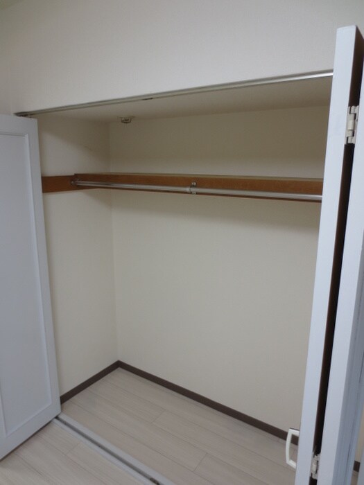 物件内観写真11　(収納)