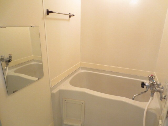 物件内観写真12　(バス／シャワールーム等)