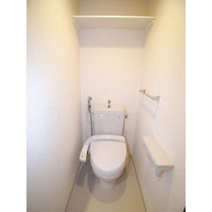 物件内観写真14　(トイレ)