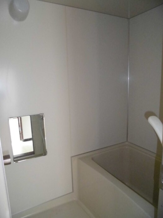 物件内観写真11　(バス／シャワールーム等)