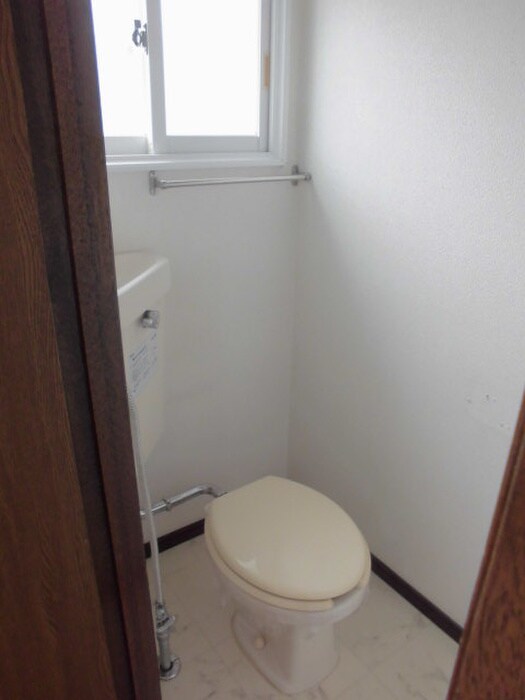 物件内観写真12　(トイレ)