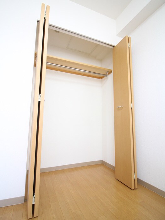 物件内観写真11　(収納)