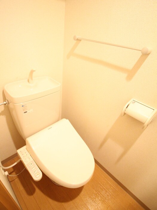 物件内観写真15　(トイレ)