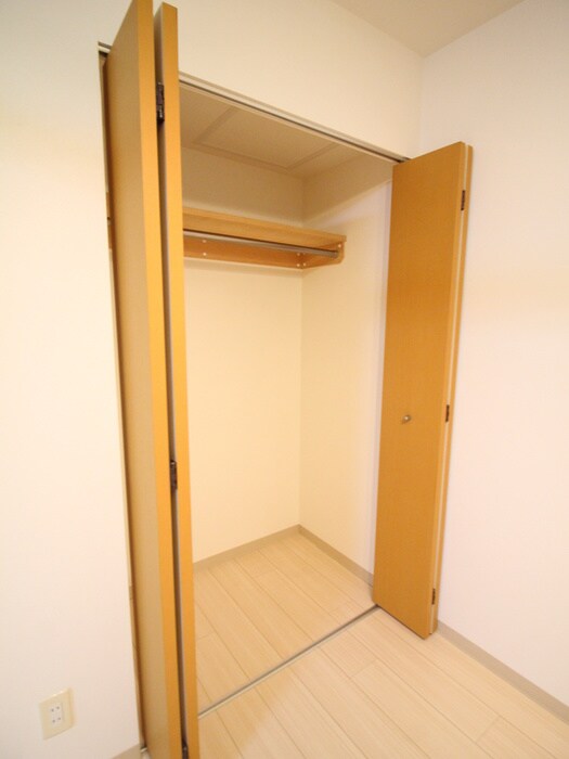 物件内観写真11　(収納)
