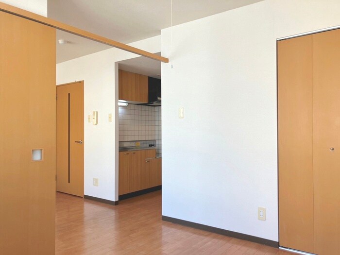 物件内観写真14　(居室)