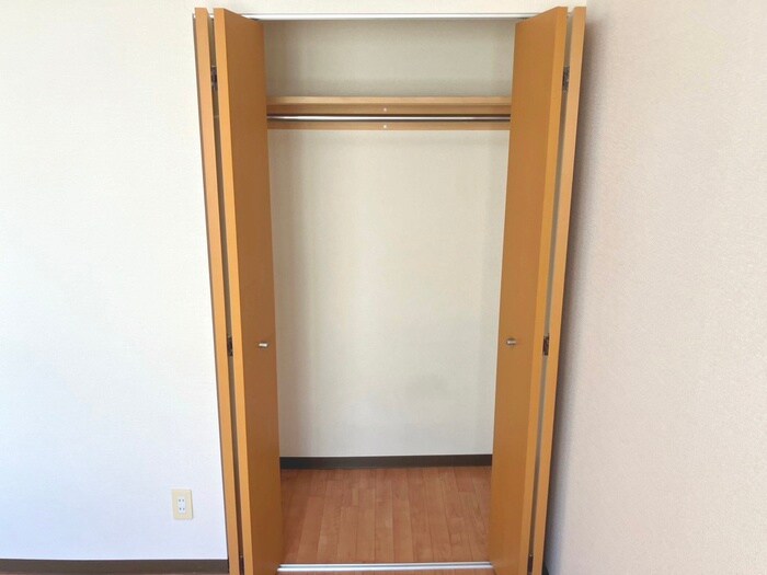 物件内観写真15　(収納)