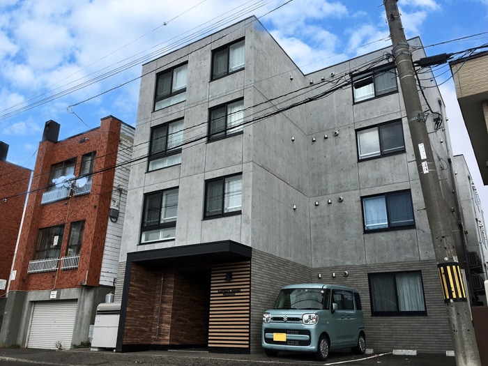 物件外観写真1　(外観写真)