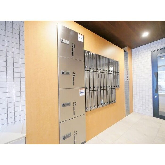 物件外観写真4　(建物設備)