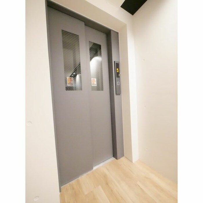 物件外観写真6　(建物設備)