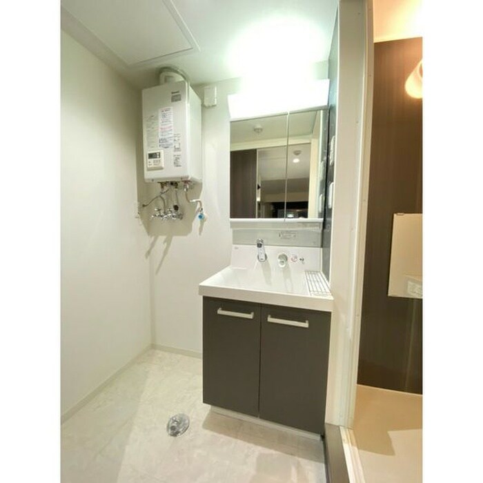 物件内観写真12　(洗面)