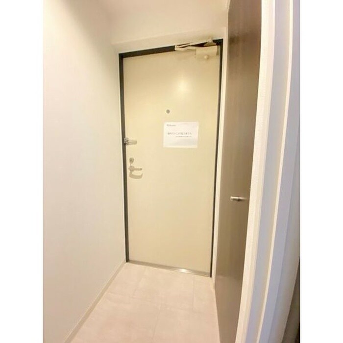 物件内観写真14　(玄関)