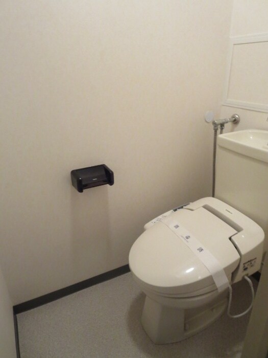 物件内観写真15　(トイレ)