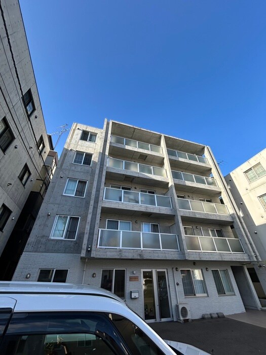 物件外観写真2　(外観写真)