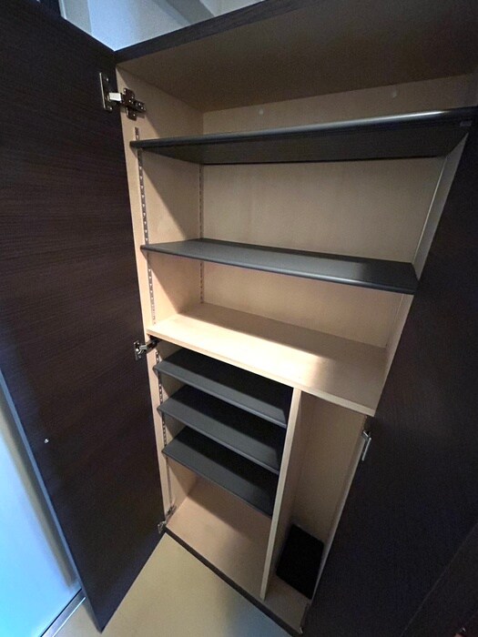 物件内観写真17　(靴箱)