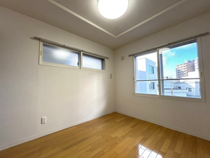 物件内観写真22　(居室)