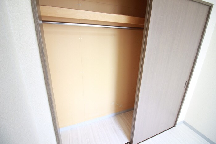 物件内観写真10　(収納)
