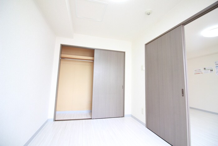 物件内観写真12　(居室)