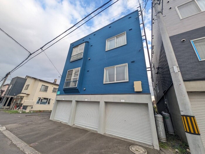 物件外観写真1　(外観写真)