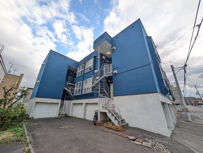 物件外観写真2　(外観写真)