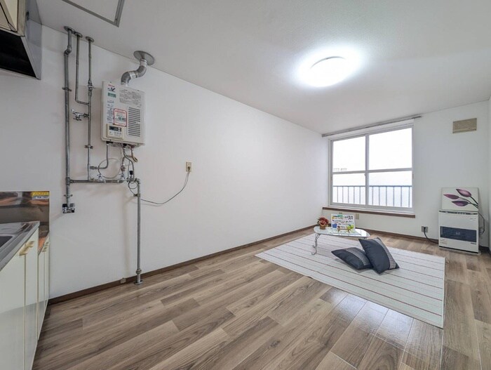 物件内観写真10　(居室)