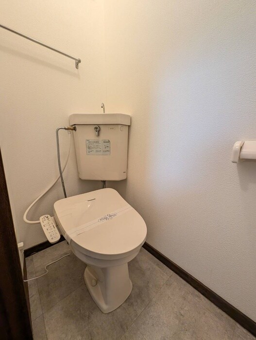 物件内観写真13　(トイレ)