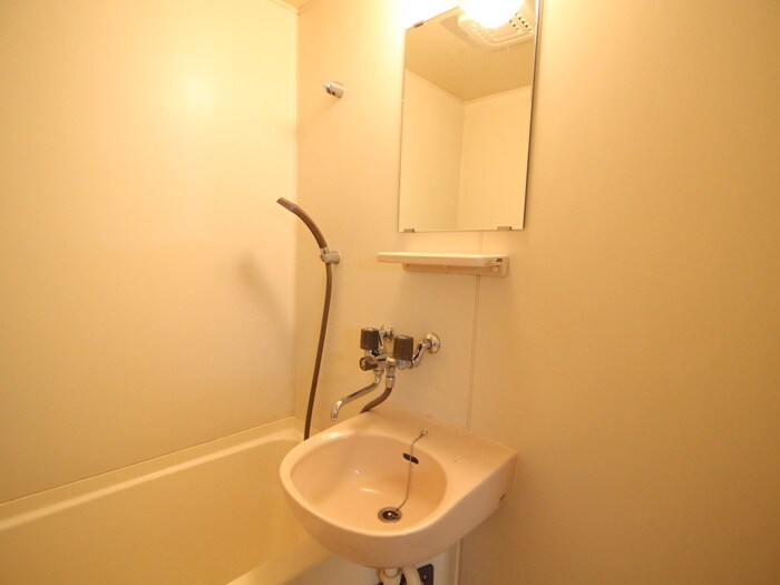 物件内観写真11　(洗面)