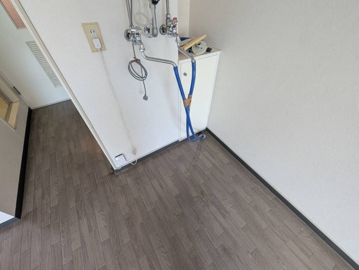 物件内観写真15　(洗濯機置場)