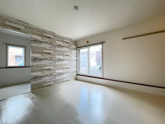 物件内観写真10　(居室)