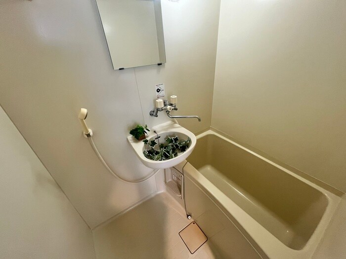 物件内観写真13　(バス／シャワールーム等)