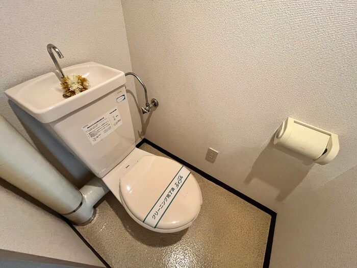 物件内観写真14　(トイレ)