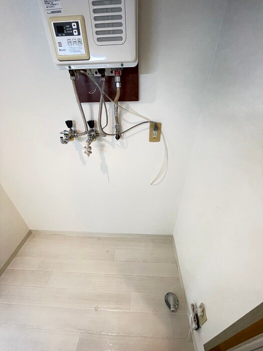 物件内観写真21　(洗濯機置場)