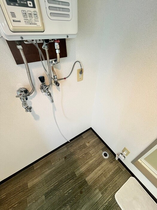 物件内観写真21　(洗濯機置場)