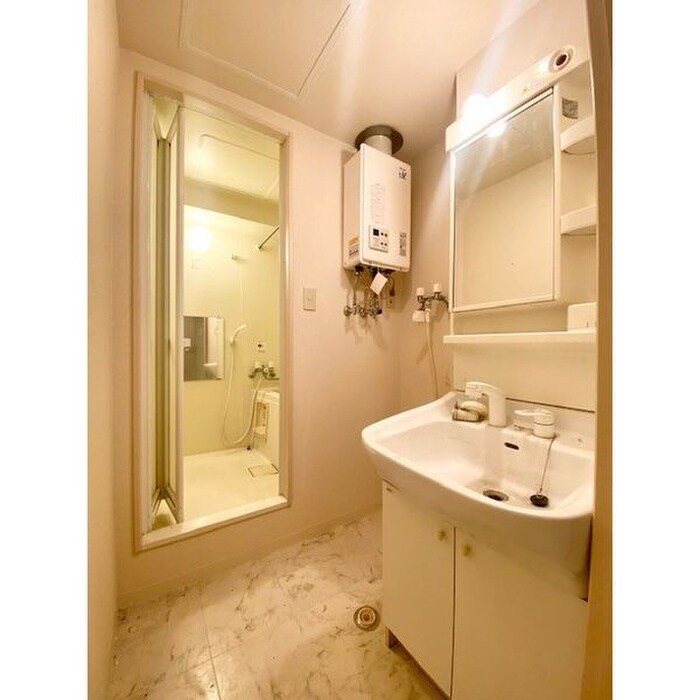 物件内観写真6　(洗面)