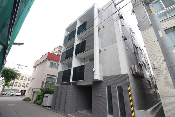 物件外観写真2　(外観写真)