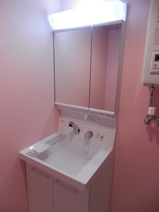 物件内観写真12　(洗面)