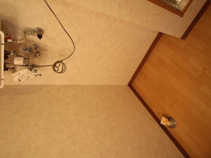 物件内観写真16　(洗濯機置場)