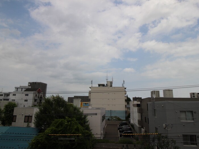 物件内観写真20　(室内からの展望)